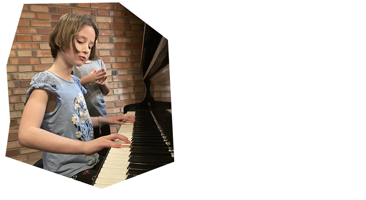 Přečtete si více ze článku Mozart zazněl vedle koled na předvánočním literárním klubu pro seniory a rodiče